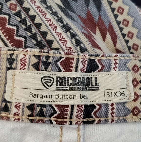 Rock & Roll Cowgirl Denim Jeans Womens 31x36 Bargain Button Bell Flare EUC - Picture 11 of 14